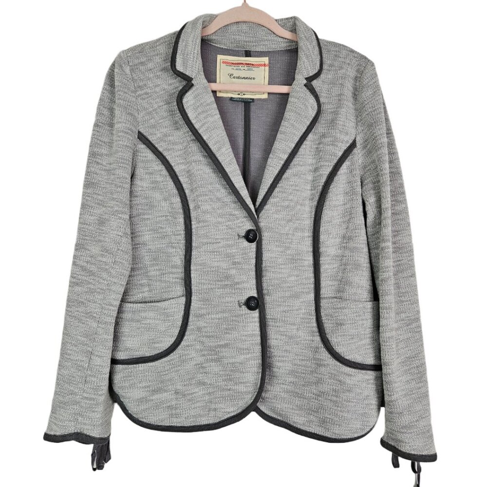 Cartonnier Light Gray Knit Blazer with Black Piping